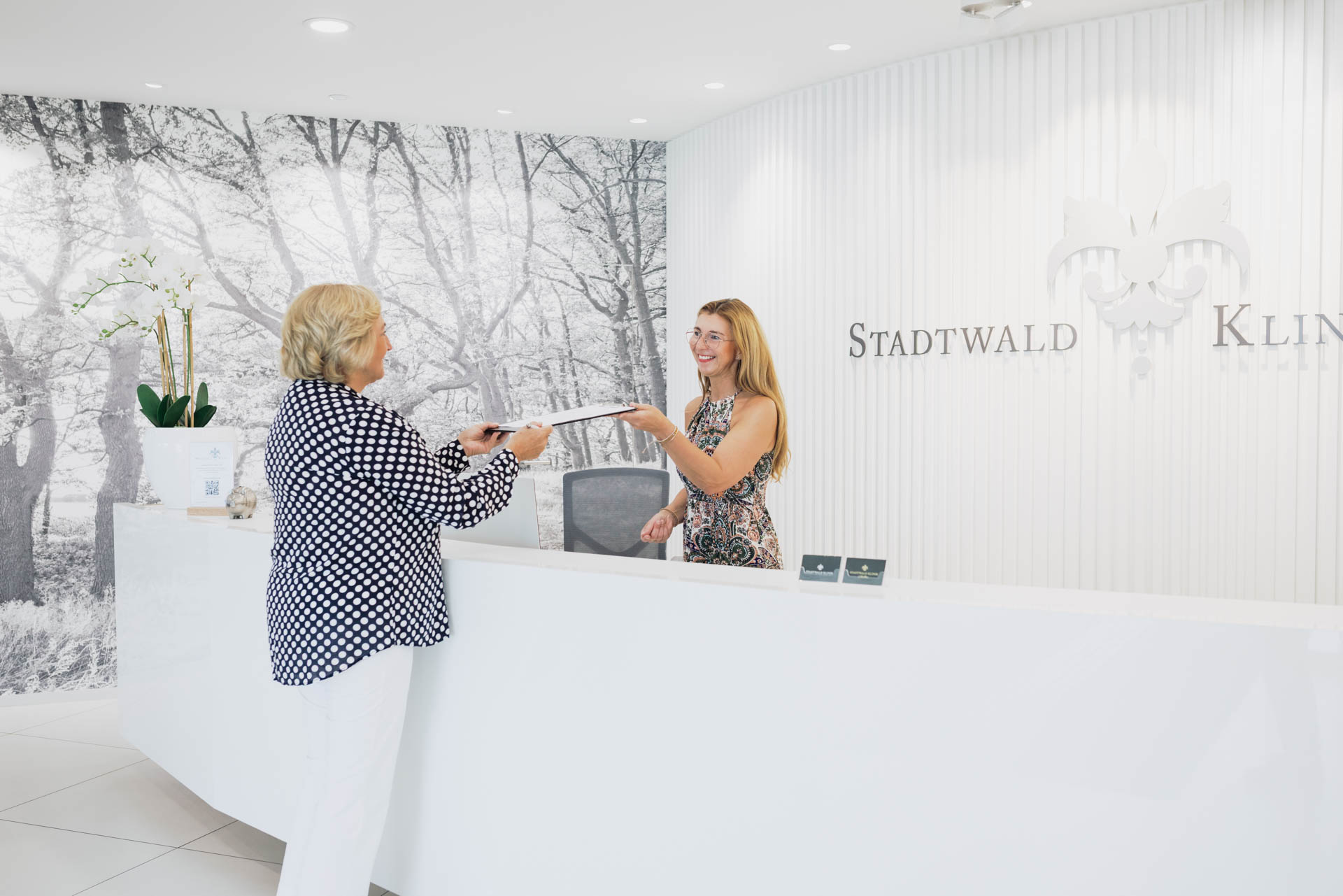 Empfang der Stadtwald Klinik
